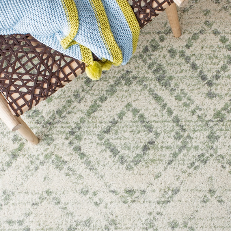 Almus Geometric Ivory/Green Area Rug Langley Street Rug Size: Square 8′