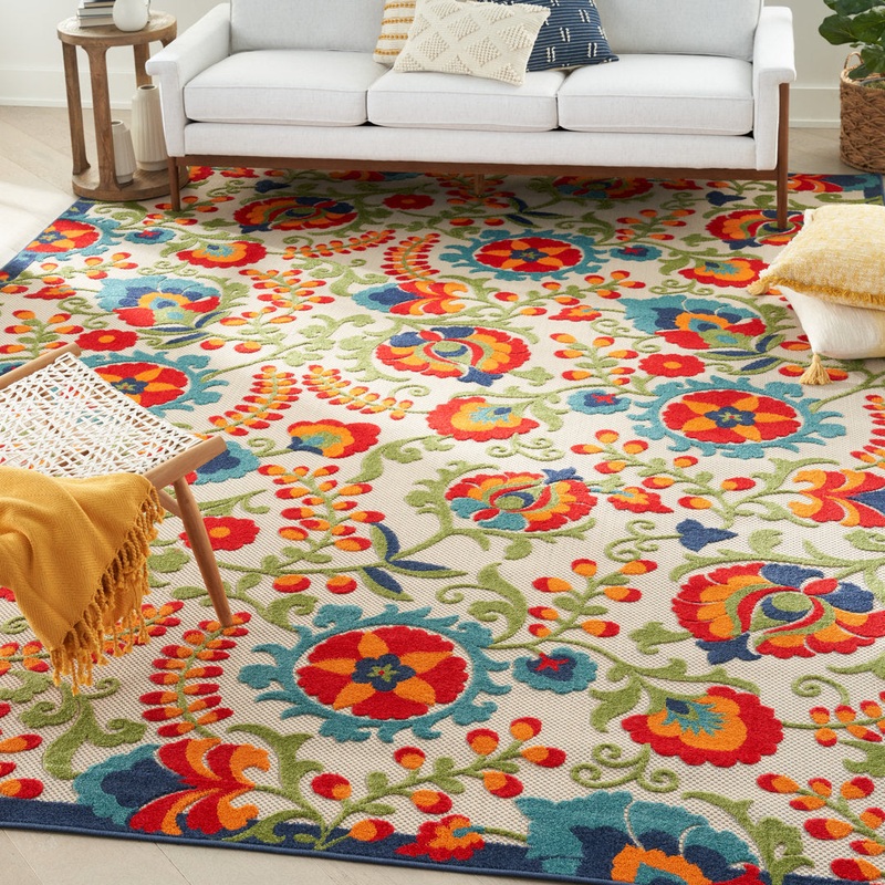 Bernia Floral Ivory/Red/Green Area Rug Wade Logan Rug Size: Rectangle 7′ x 10′