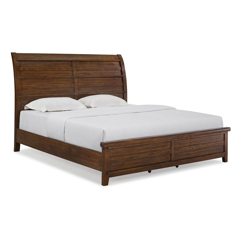 New Classic Furniture Fairfax California King Panel Bed in Medium Oak