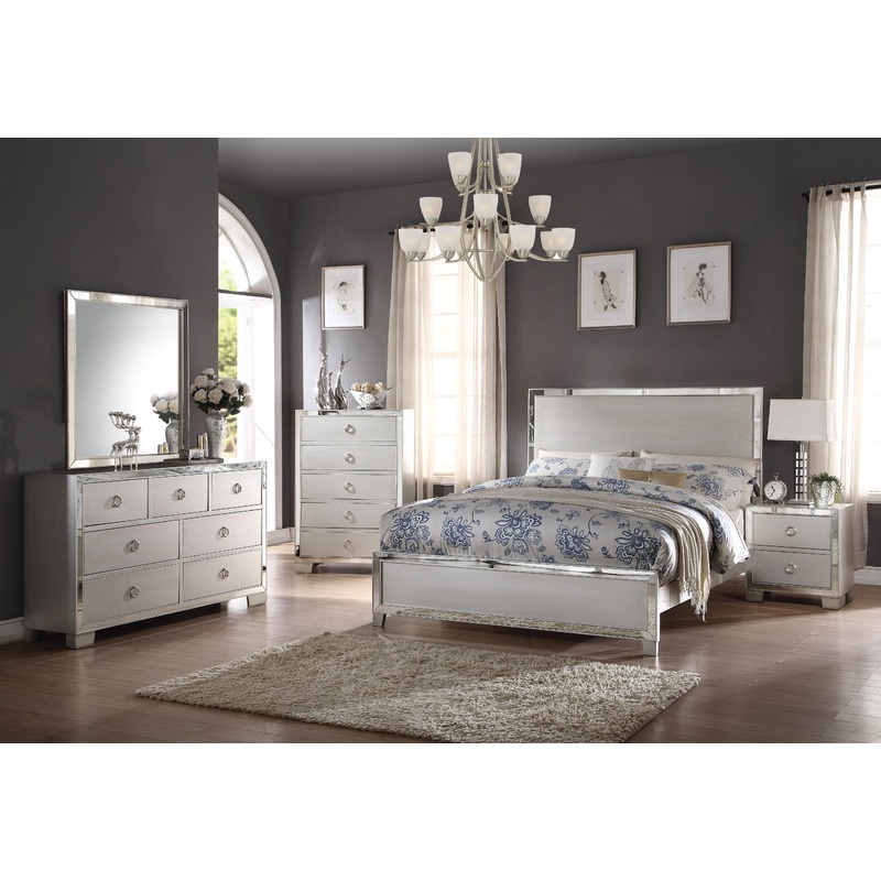 Voeville II Platinum Queen Bed
