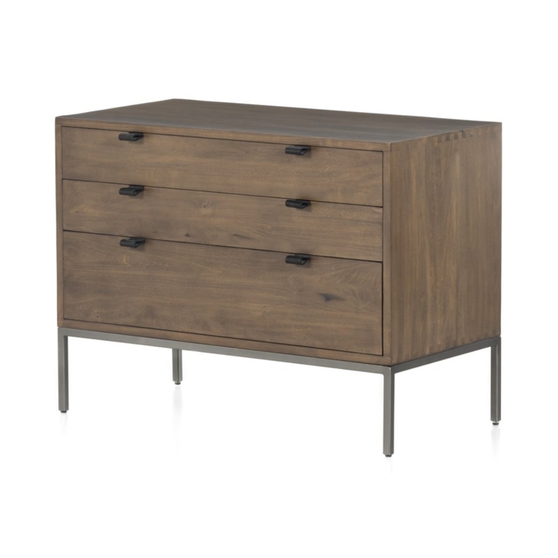Trey Large Nightstand – Auburn Poplar