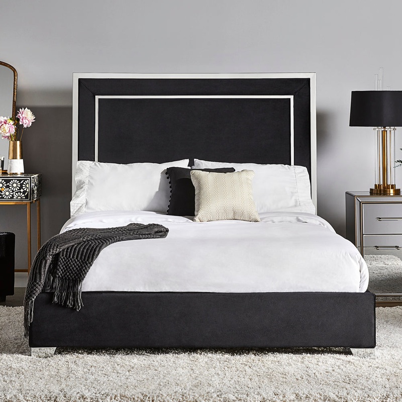 Alton Bed: Black