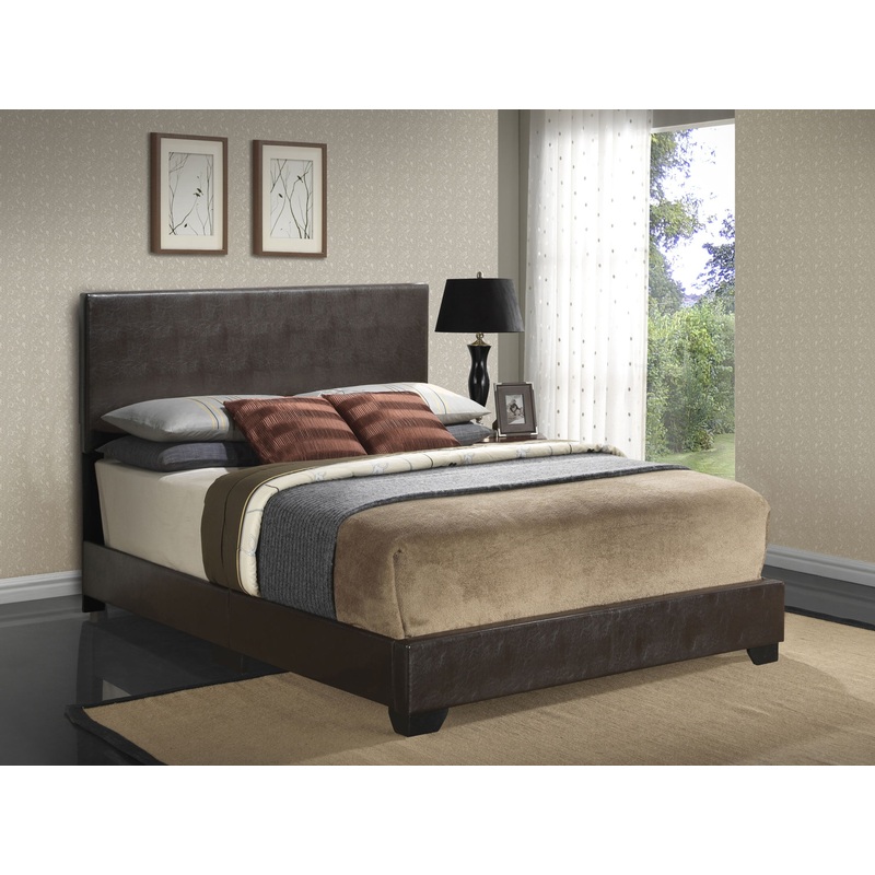 Elegant Platform Bed For Relaxed Spaces