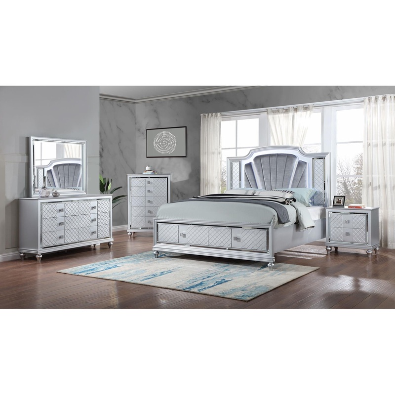 Generation Trade Neo 128031 Queen Bed