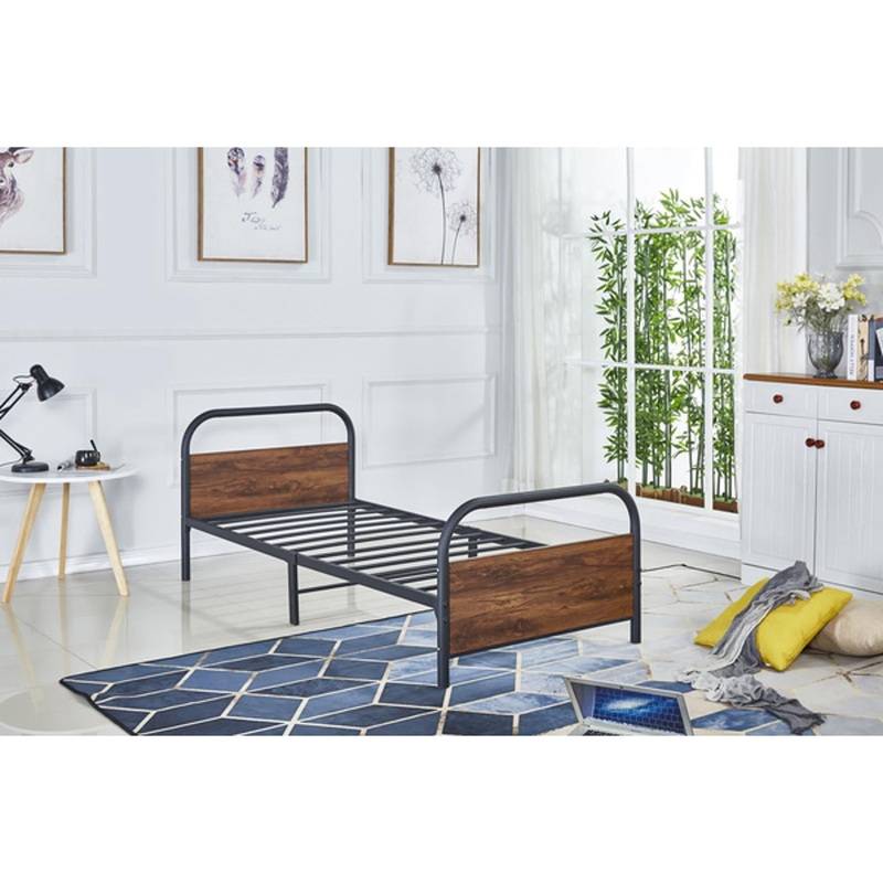 Generation Trade Finley 211212 Full Bed – Black