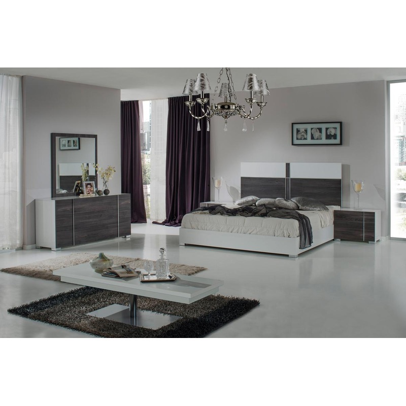 Nova Domus Corrado Italian Modern Mirror