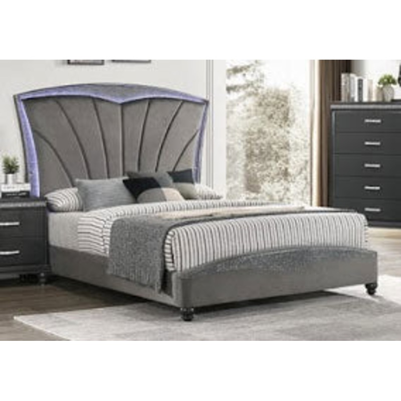 Crown Mark Frampton King Platform Bed in Grey B4790-K
