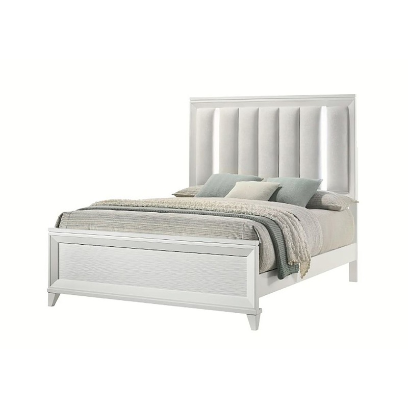 Crown Mark Furniture Cressida Queen Upholstered Panel Bed in White B7300-Q