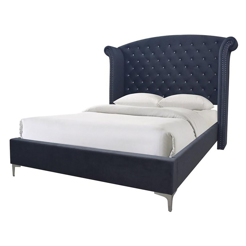 Crown Mark Furniture Lucinda Queen Upholstered Panel Bed in Gray B9260-Q